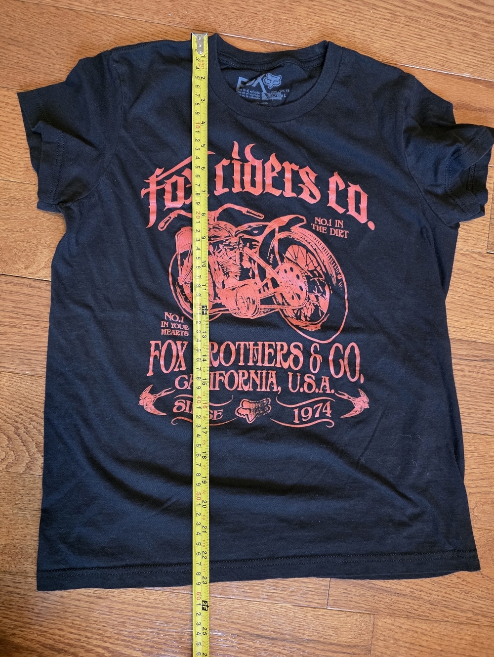 Fox Riders Co. Graphic Tee - Picture 9 of 9